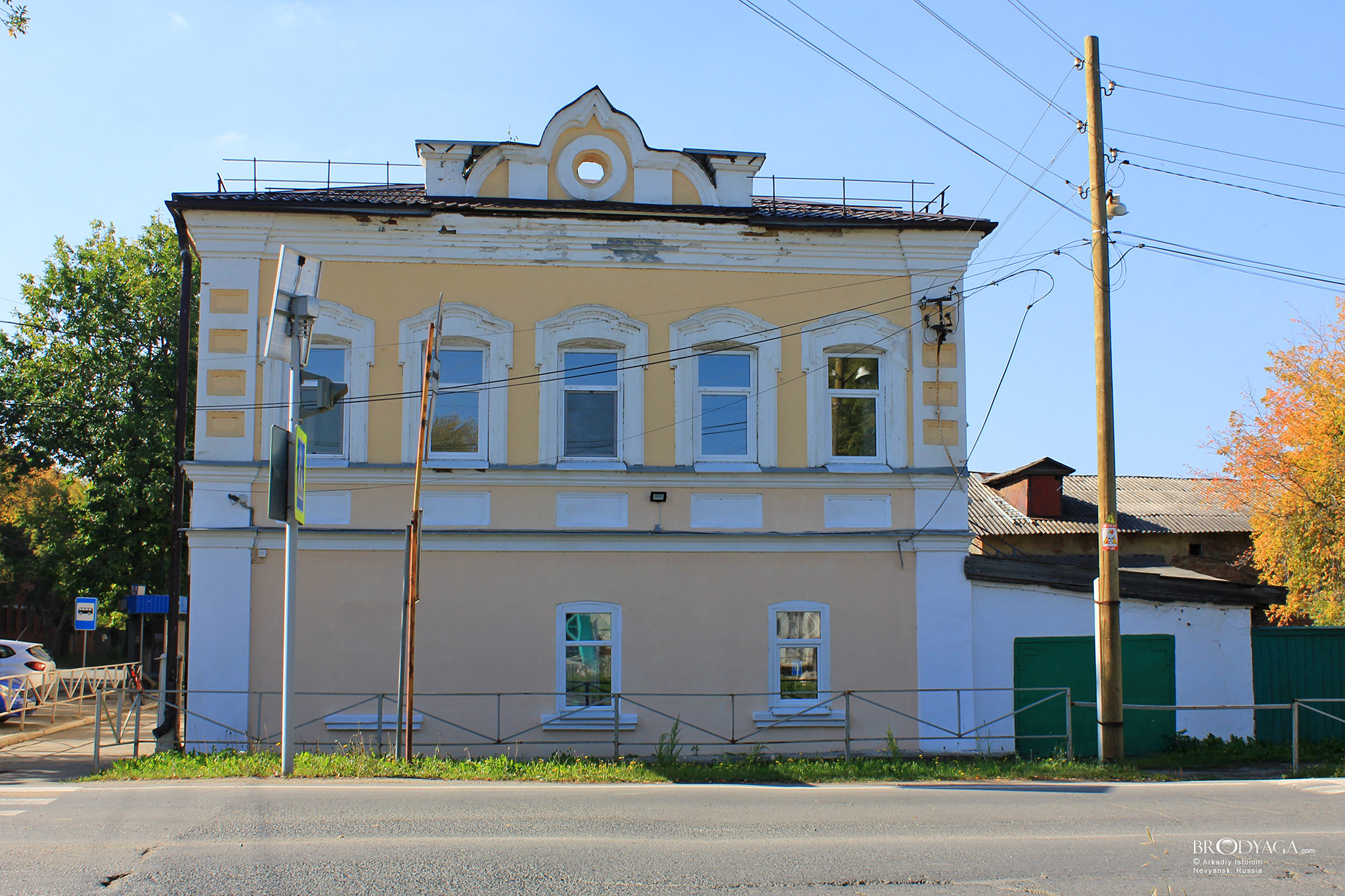 Октябрьский проспект 21, Невьянск (Nevyansk)